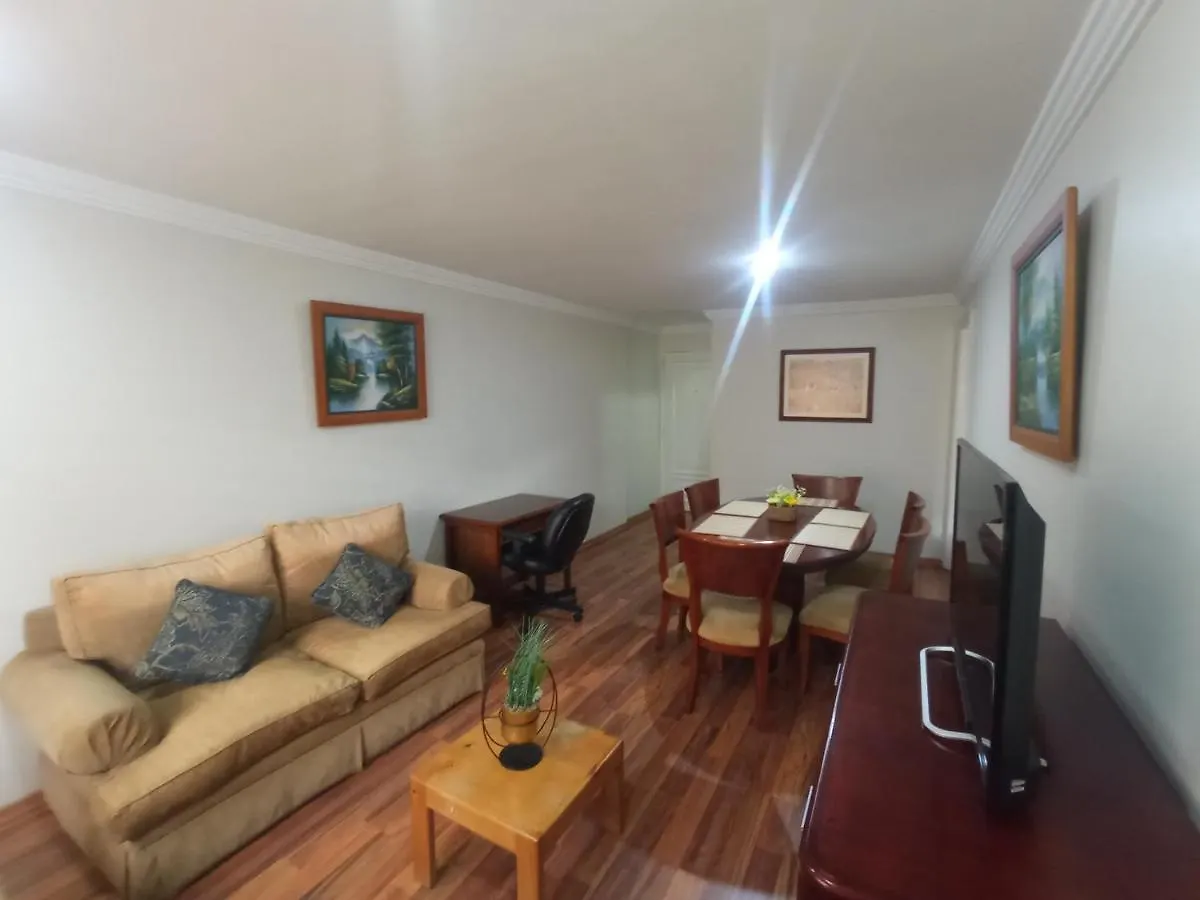 Suite Full Amoblada Con Piscina En La Republica De El Salvador 基多