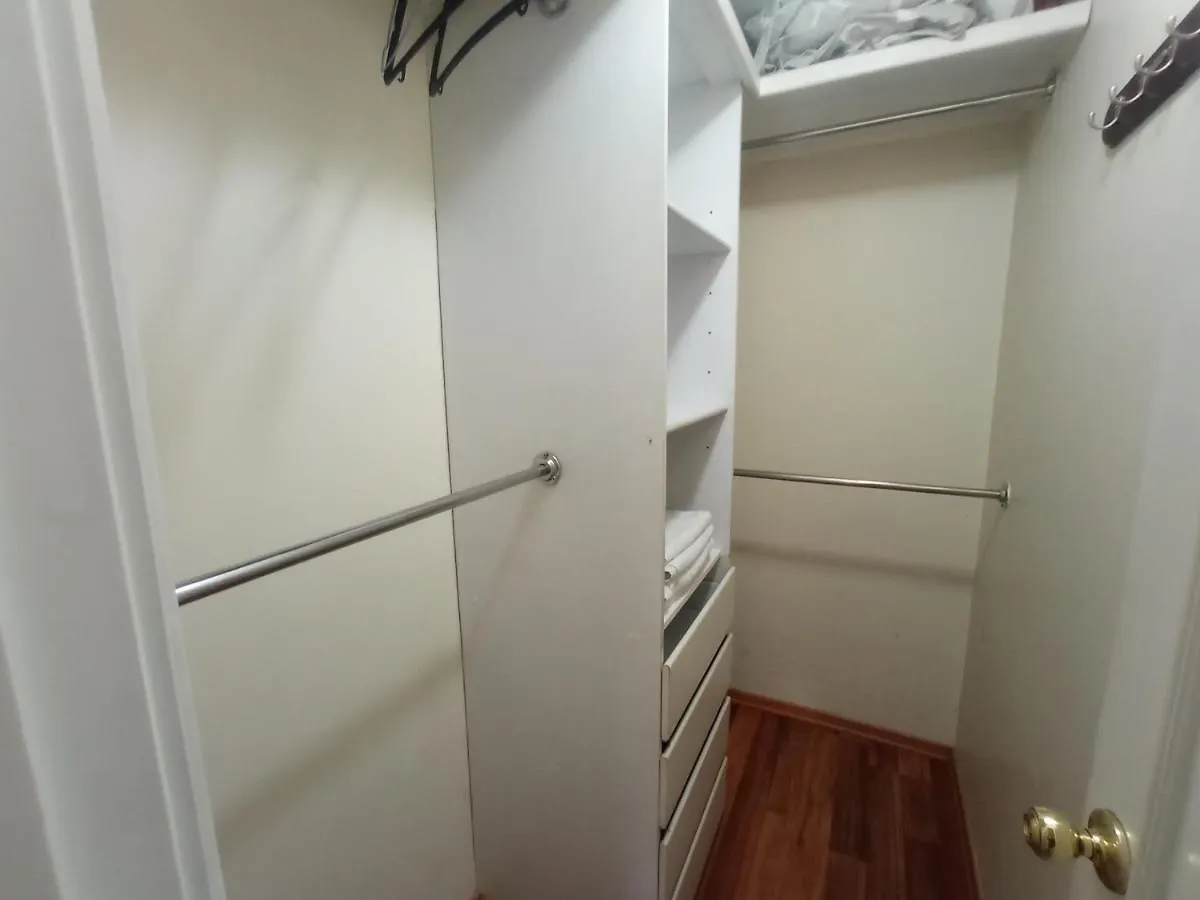 公寓 Suite Full Amoblada Con Piscina En La Republica De El Salvador 基多